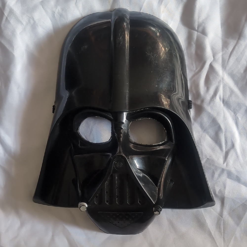Black VR Headset Mask